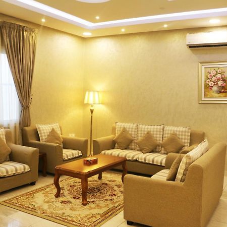 Ejaz Hotel Apartments Riyadh Exterior photo